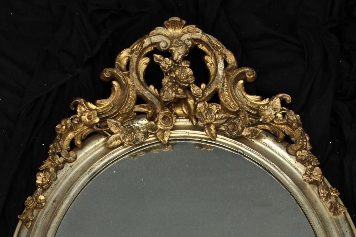 Oval Gilt Silver mirror